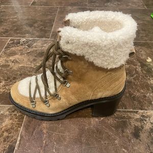 MARC FISCHER Beautiful Tan Suede,Black/Tan Lace & White Heeled Sherpa Boot, Sz9.